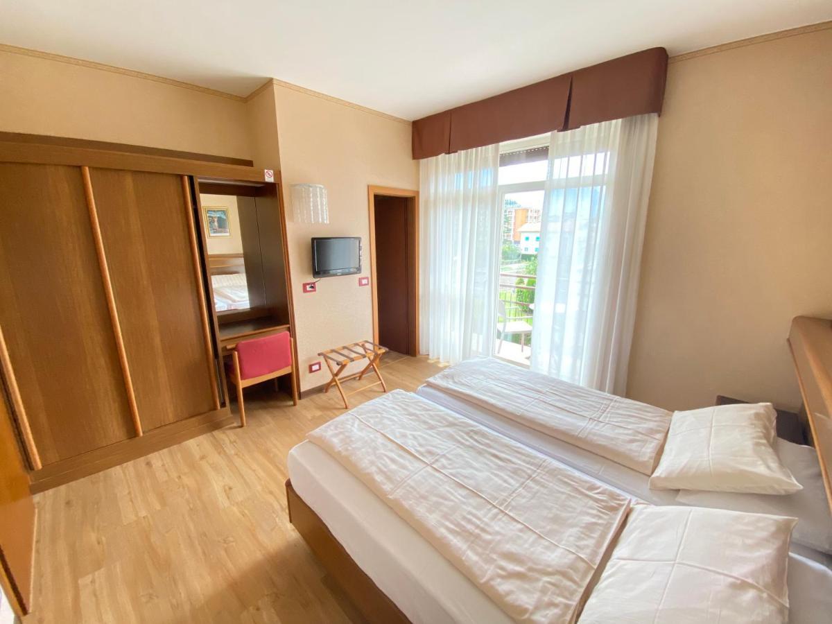 Sunlake Hotel Riva del Garda Ngoại thất bức ảnh