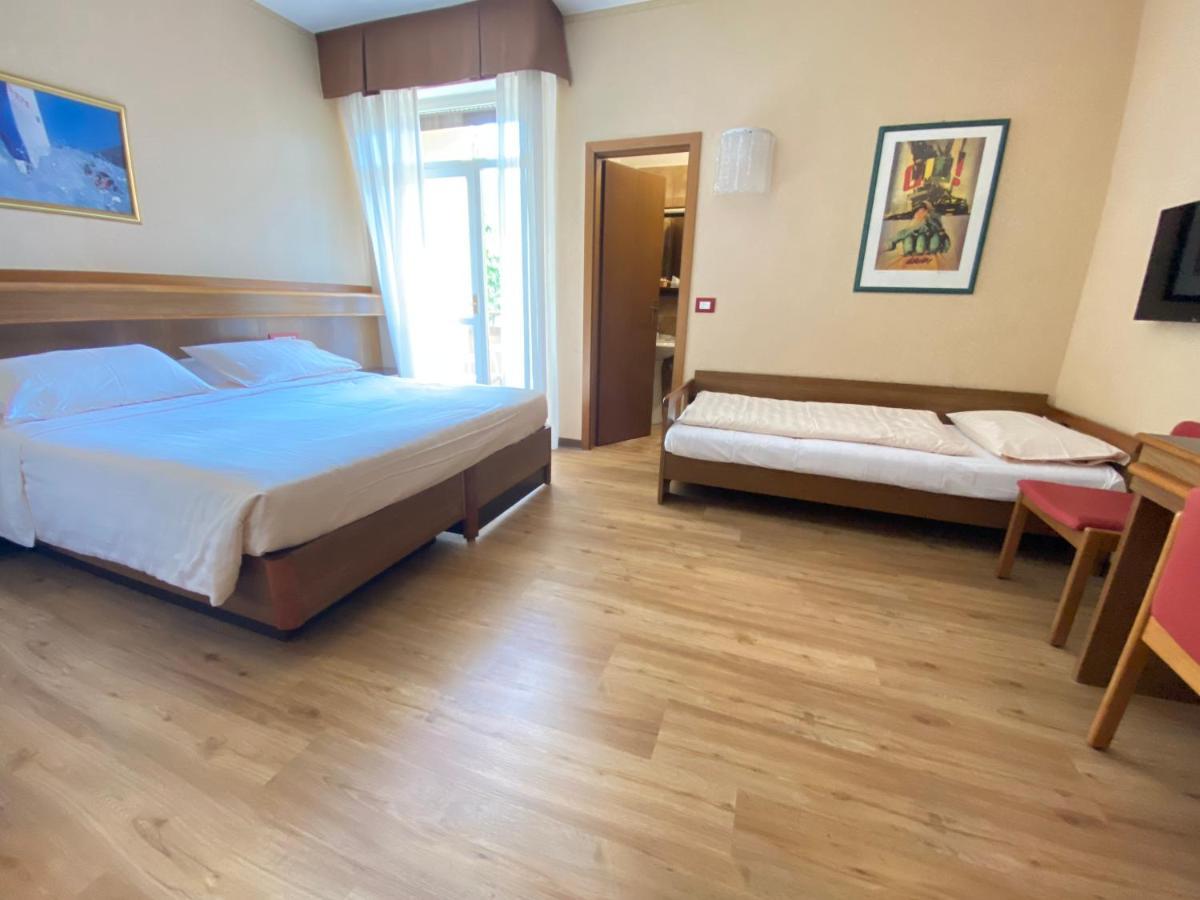 Sunlake Hotel Riva del Garda Ngoại thất bức ảnh